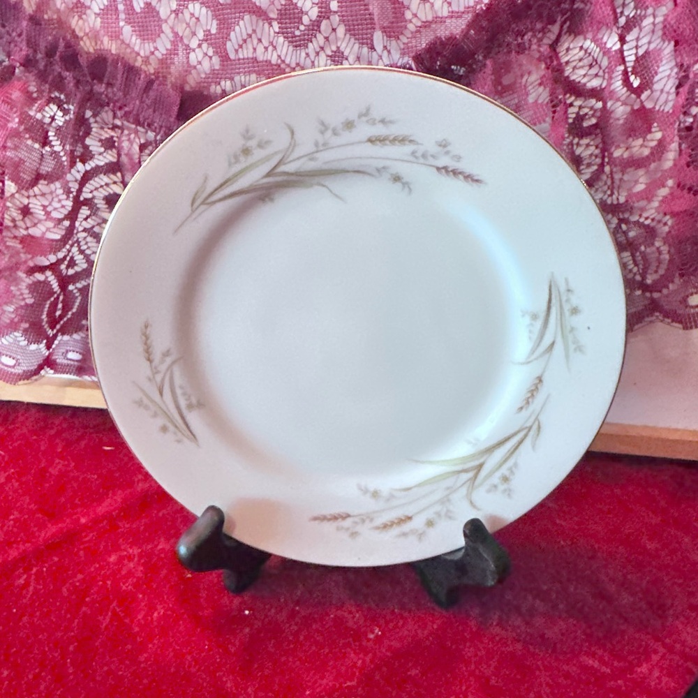Golden Harvest dessert plate